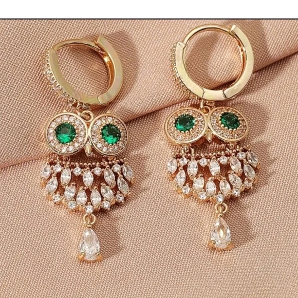 Elegant Gold and Green Owl Earrings In Swarovski Crystals - Picture 2 of 4